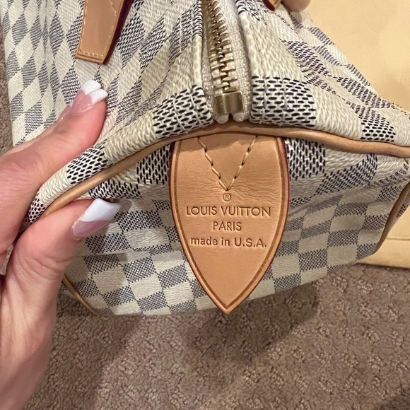 Louis Vuitton Speedy 30 in Damier Azur Canvas - Picture 4 of 16